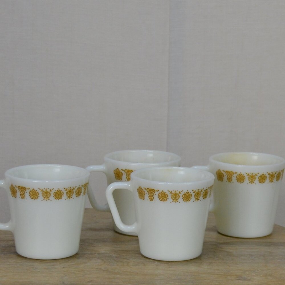 Vintage PYREX milk  cups coffee set of 4 Trendy cup